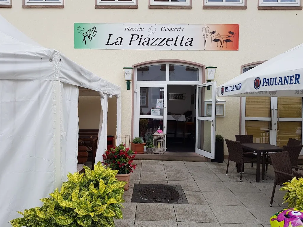 Pizzeria Gelateria La Piazzetta_Wolfstein_slider_image_1
