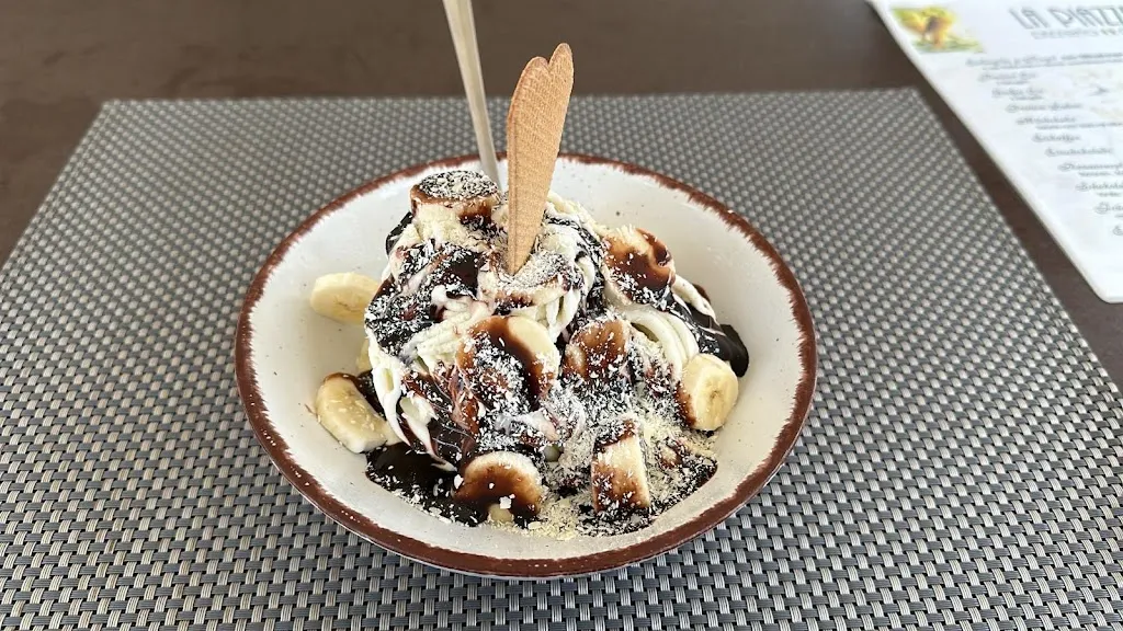 Pizzeria Gelateria La Piazzetta_Wolfstein_slider_image_2