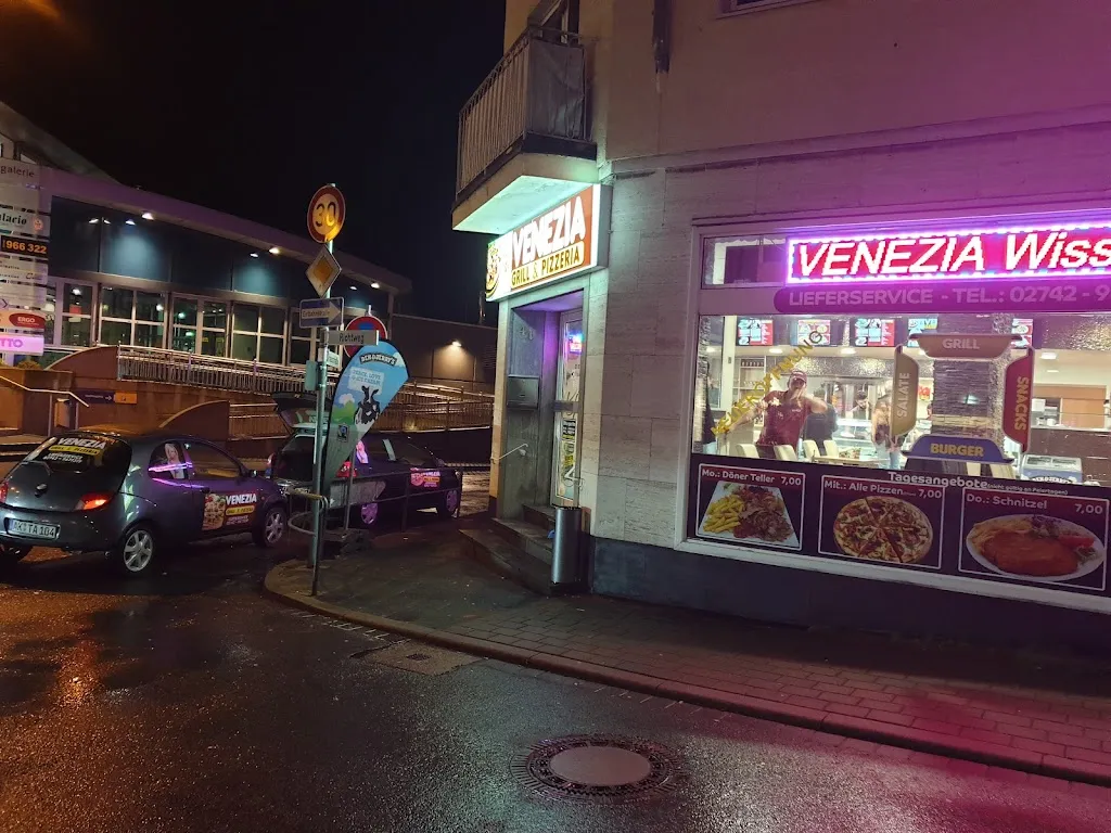 Venezia Grill & Pizzeria restaurant in Wissen