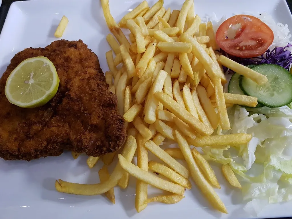 Menu_AKRO Cafe Restaurant Lounge Sportsbar_Wissen_immagine_5