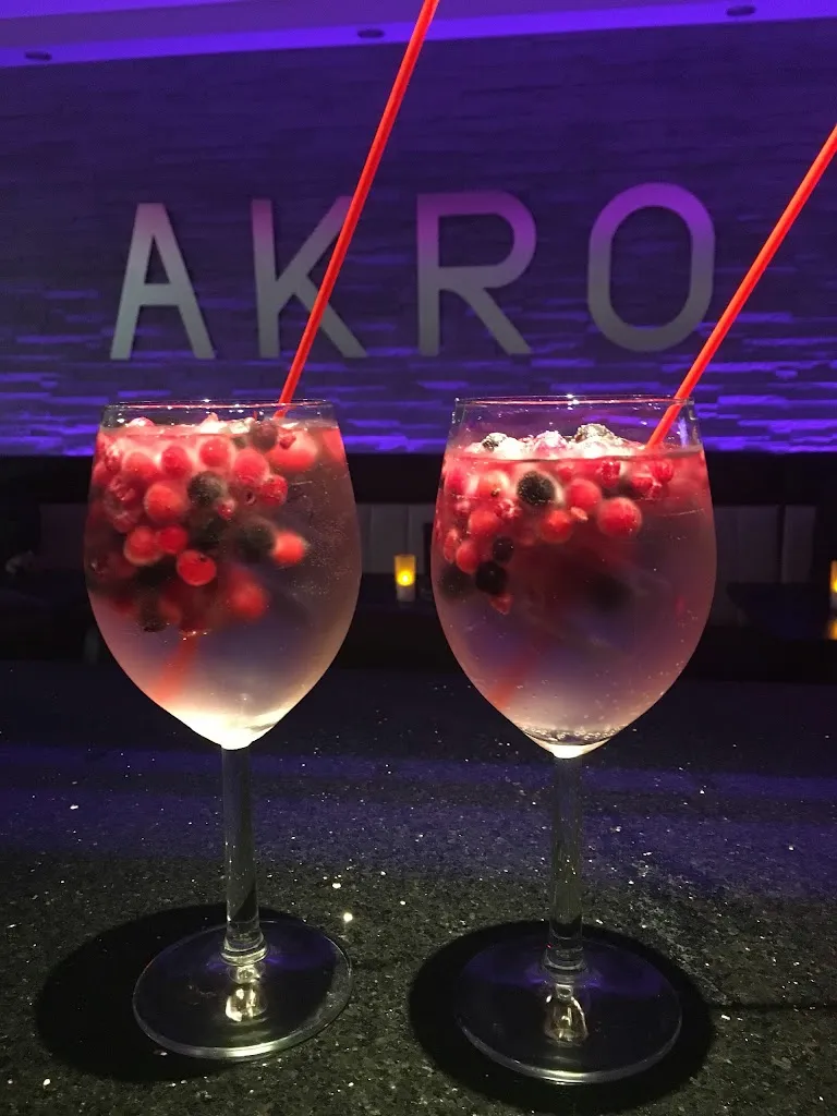 Menu_AKRO Cafe Restaurant Lounge Sportsbar_Wissen_immagine_9