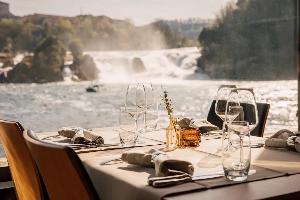 Castle Worth_Rheinfall_slider_image_1