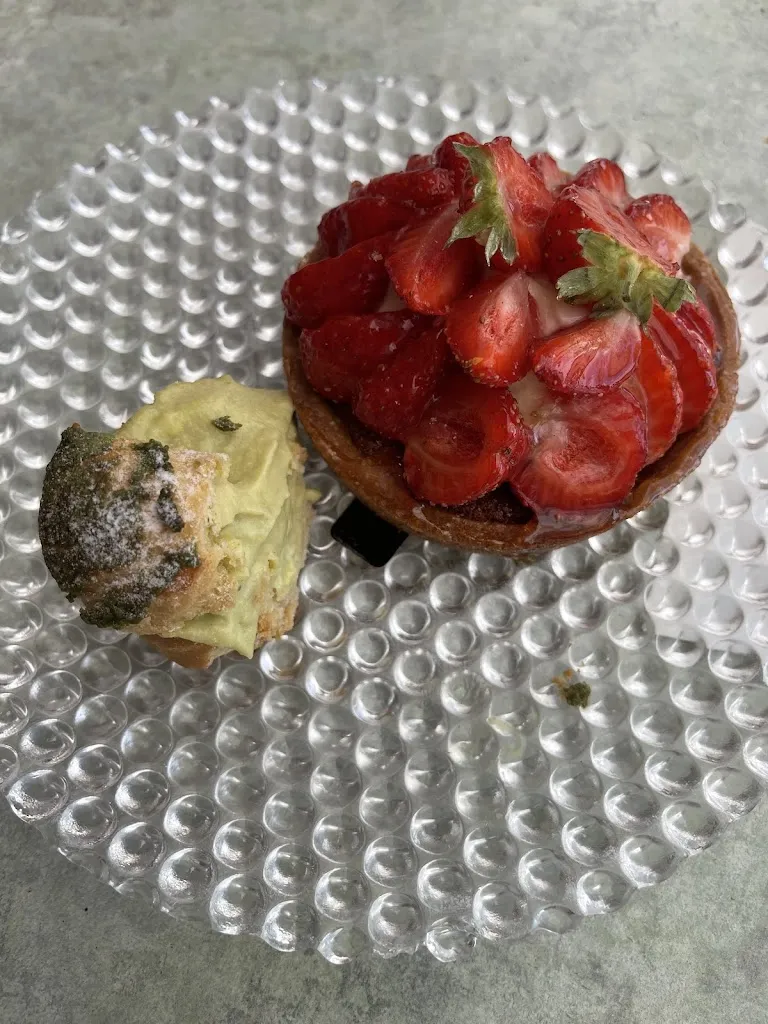 Maurizio Poles_La Pépinière_France_review