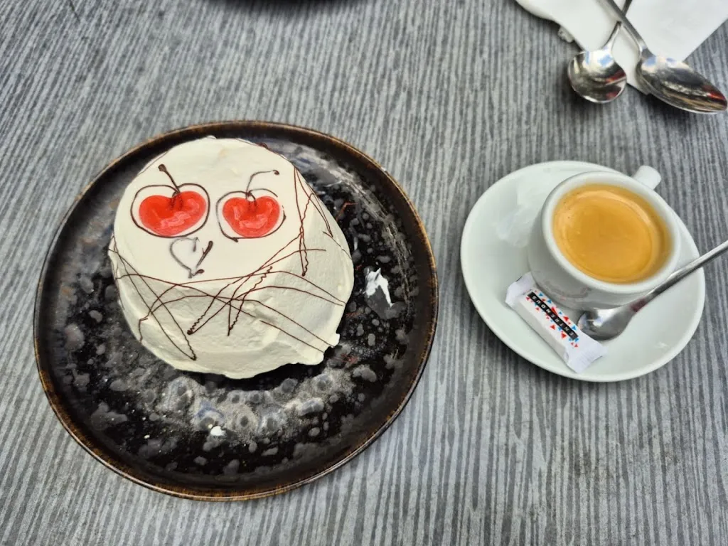 La Pépinière_France_slider_image_3