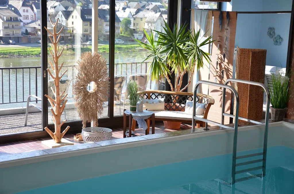 Hotel Zum Grünen Kranz_(Mosel)_slider_image_3