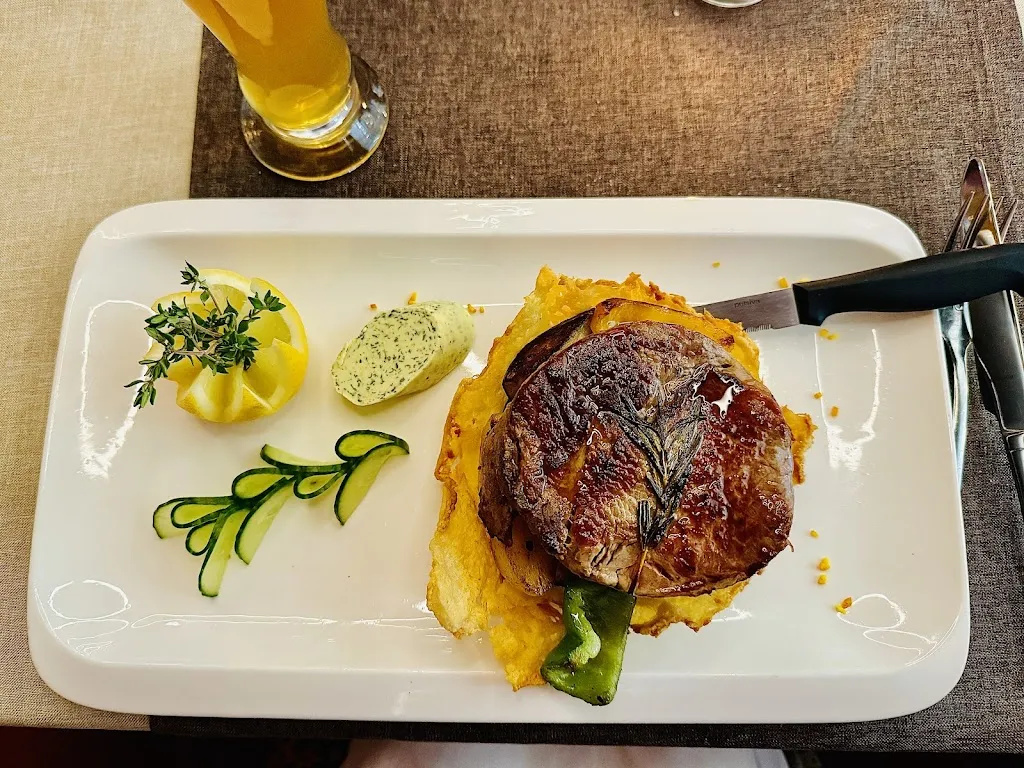 Wolfgang Schamberger_Restaurant Pizzeria Bella Theranda_Gräfelfing_review