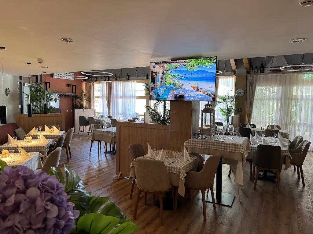 Stefan Eggert_Restaurant Pizzeria Bella Theranda_Gräfelfing_review