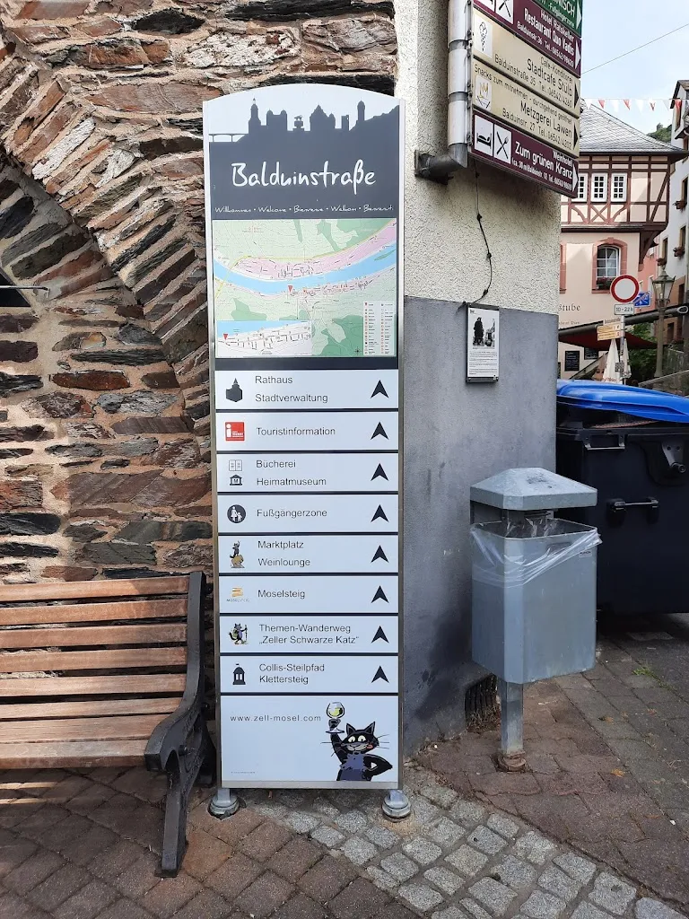 Alte Winzerstube restaurant in (Mosel)