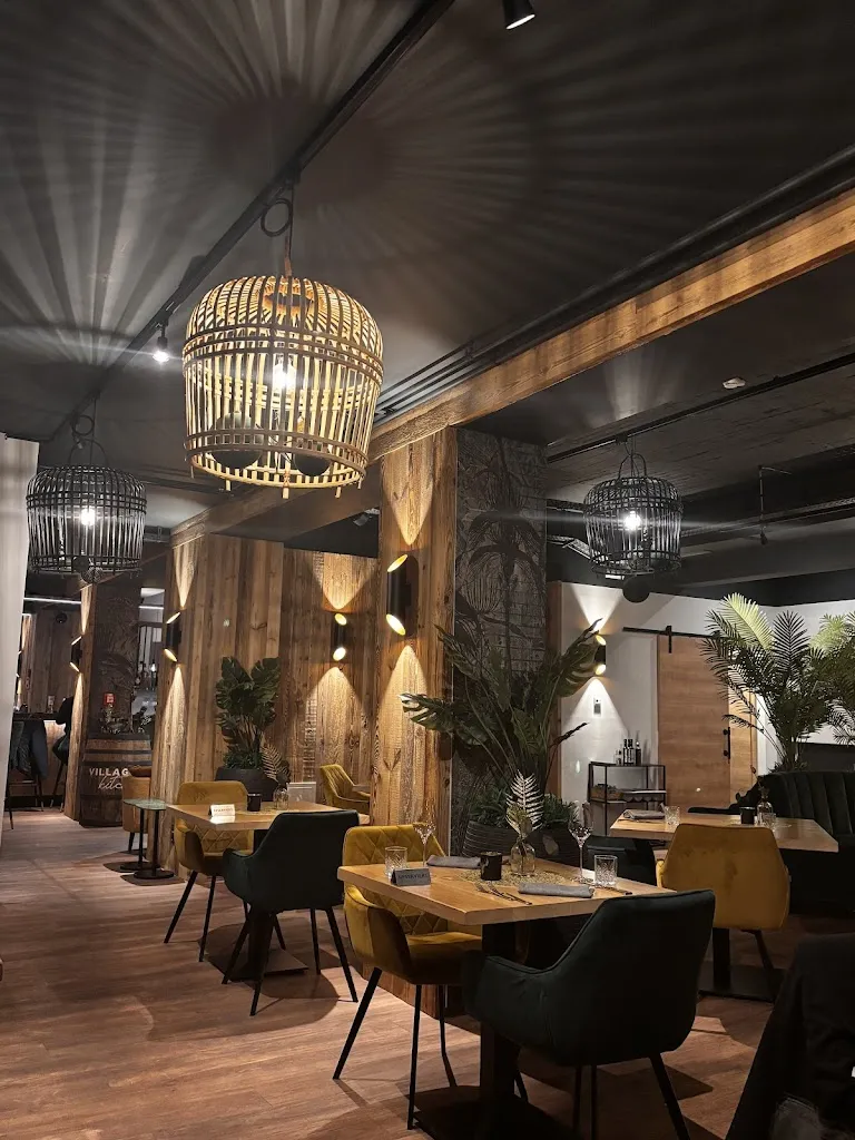 Village Kitchen Restaurant & Lounge restaurant in Austria