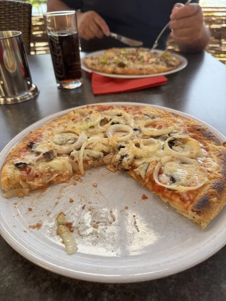 Pizzeria La Terrazza_(Mosel)_slider_image_3