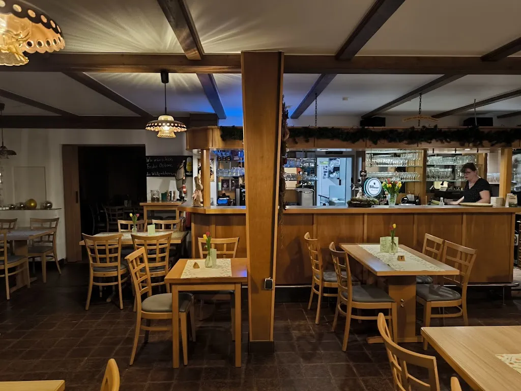 Anita Schmitt Gasthaus zum Wildpark_Völklingen_slider_image_1