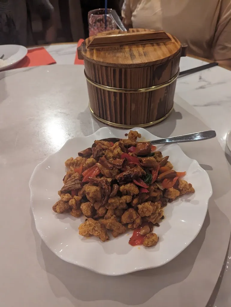 Pratyusha M_China Restaurant Long_Planegg_Bewertung