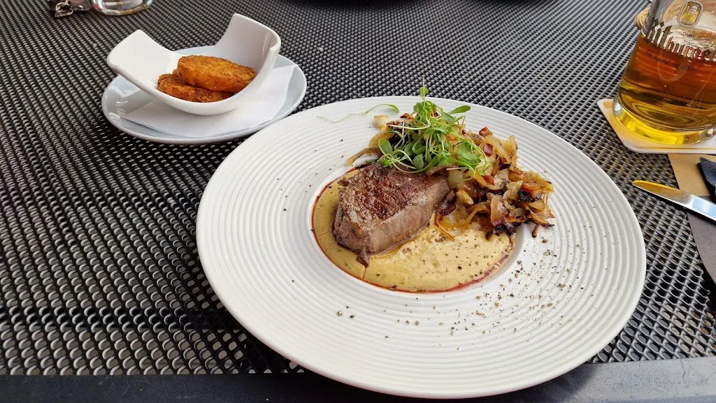 Hotel Mettlacher Hof - Restaurant_Mettlach_slider_image_3