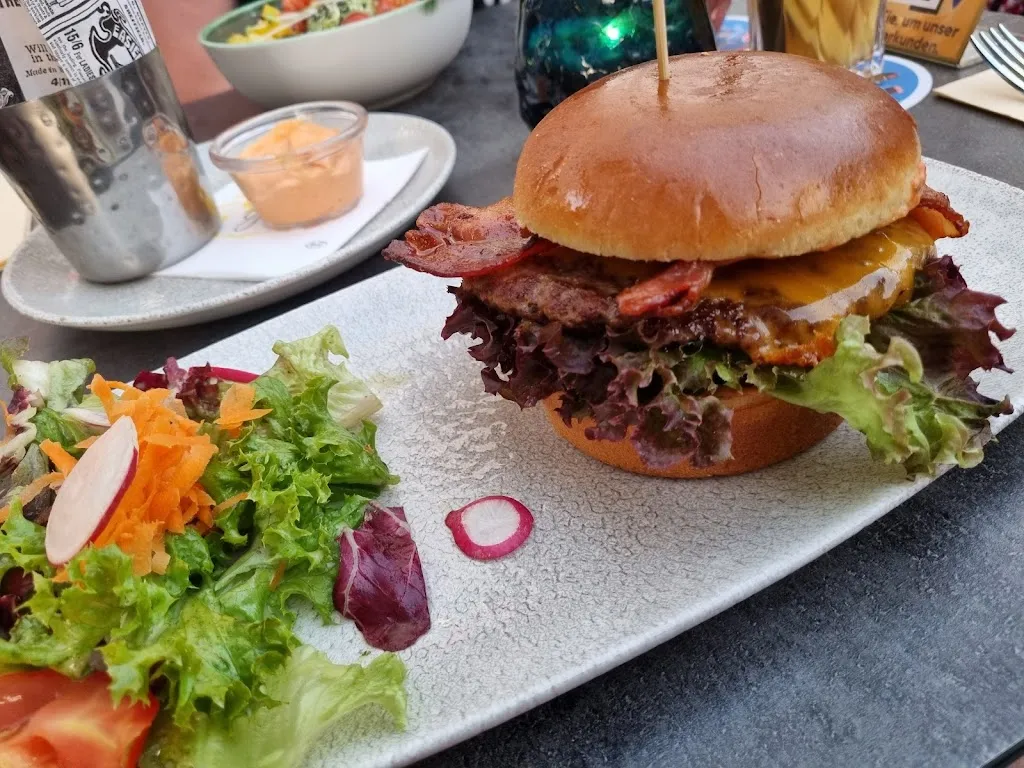 Menu_Buddy Restaurant & Bar_Donau_image_5