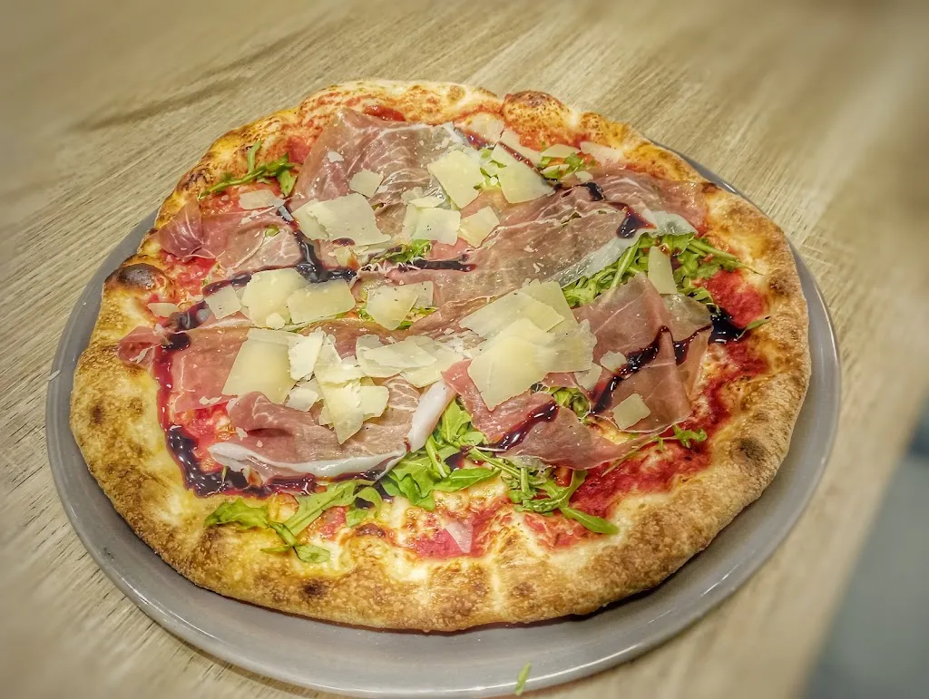 Dennis Franke_Kleiner Italiener_Donau_review