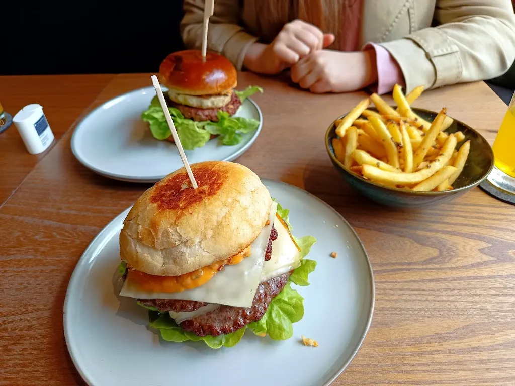 Fishermans Friend_COZY Brasserie-Bar_Donau_review