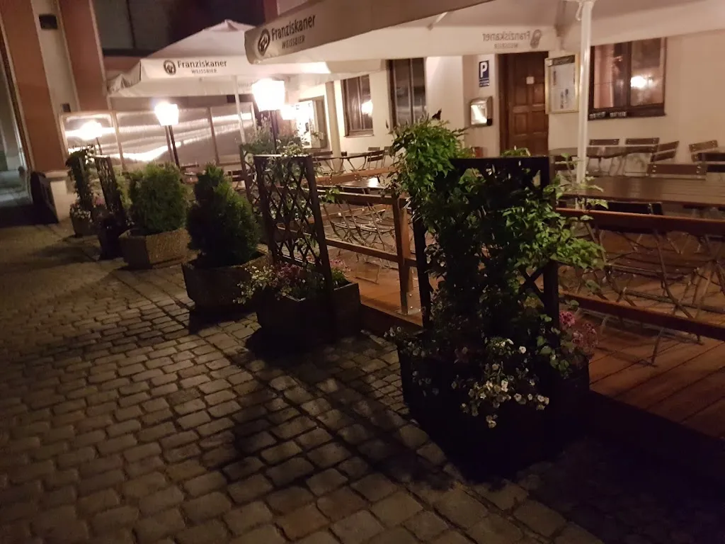 Restaurant Schlosswache restaurant in Donau