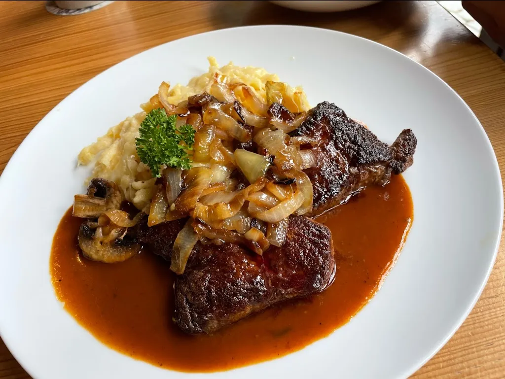 Stefeles Das Kneipenrestaurant_Assamstadt_slider_image_3