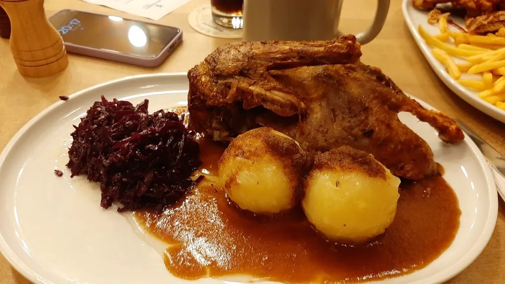 Nesma Nietz_Wildbräustüberl_München_review