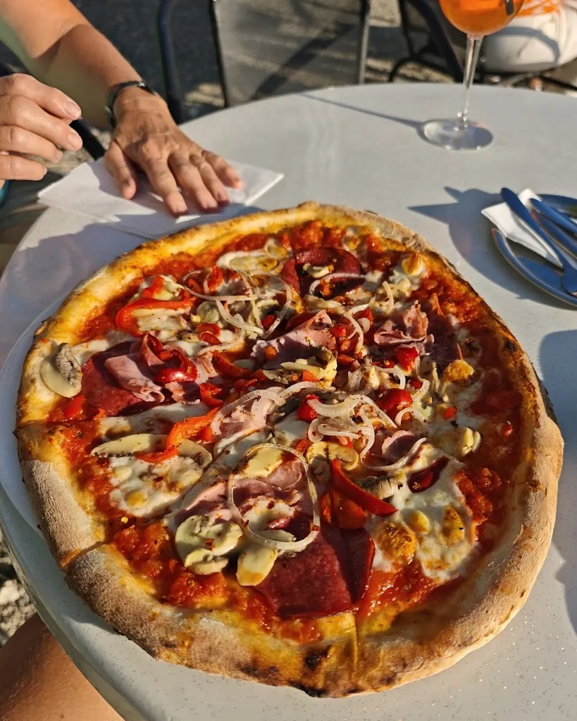 Thomas O._Pizzeria Klein Sizilien_Holzheim_review