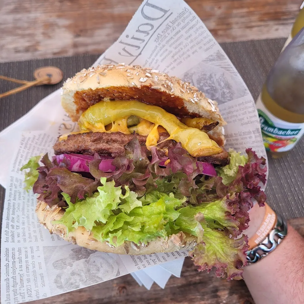 Jordan Kassenberg_Waldimbiss_Adorf/Vogtland_review