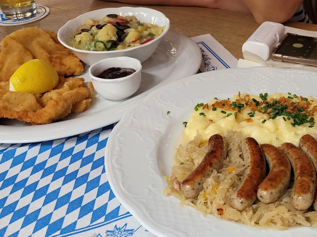 brich tree wants to fly_Augustiner an der Frauenkirche Restaurant_Dresden_review