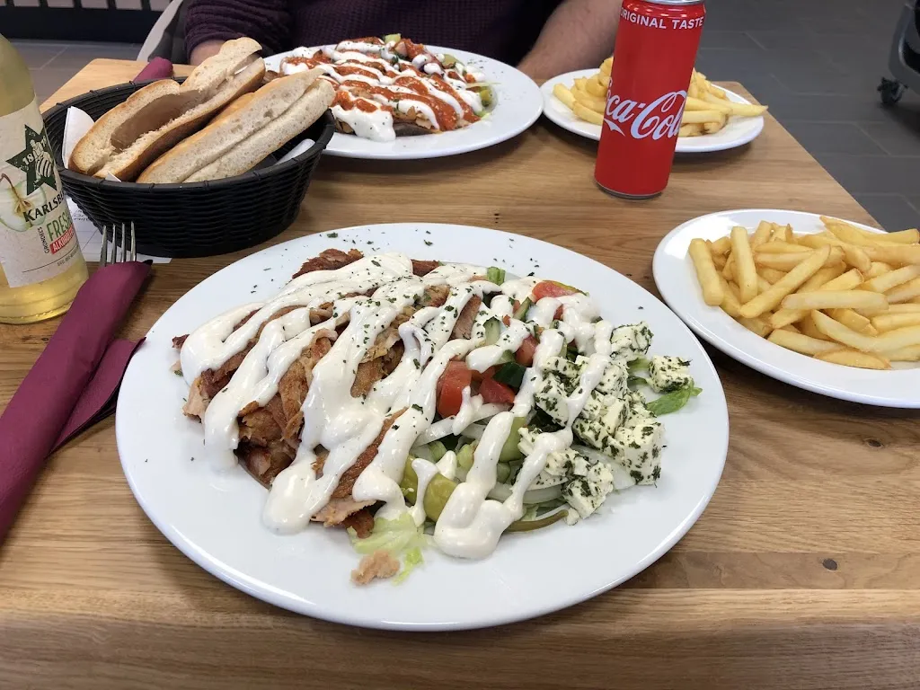 Deniz Bistro Schmelz_Schmelz_slider_image_3