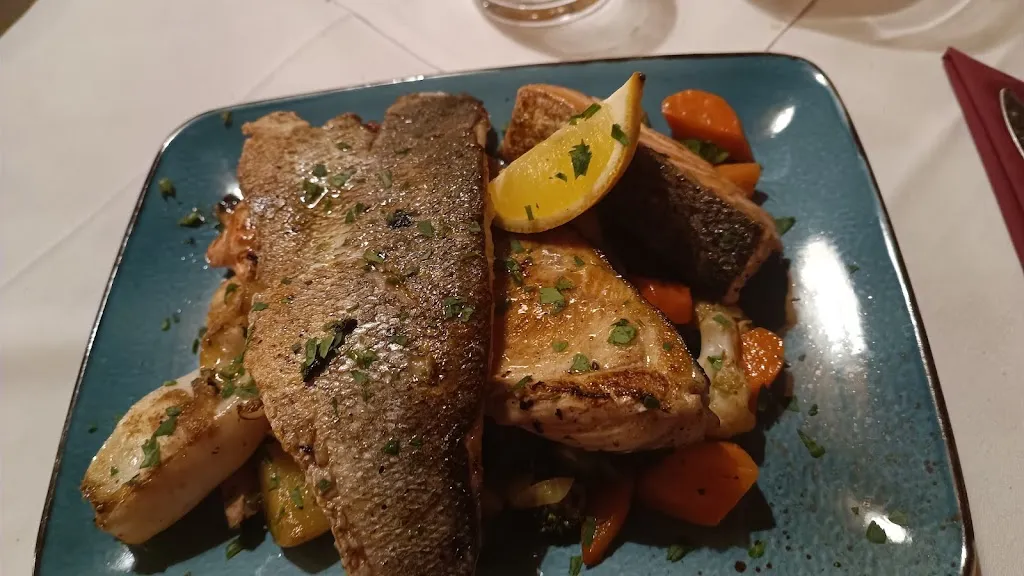 Cornelia Erwerth_Heckerkeller Il Ritrovo_München_review