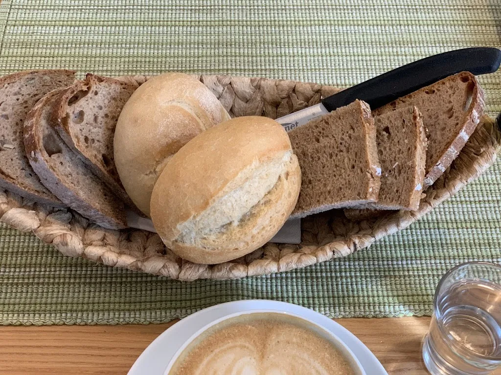 Ellis Caféhaus_München_slider_image_2