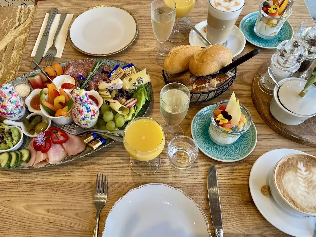 Ellis Caféhaus_München_slider_image_3