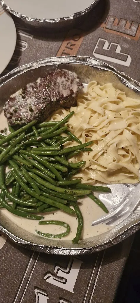 Tristan KNIGHT_Gio Bistro & Pizzeria_Wadgassen_review