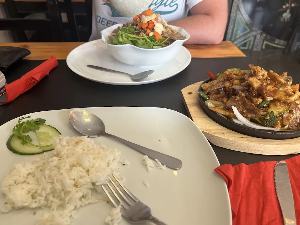 Eric Seewald_HAY PHO_Wadgassen_review