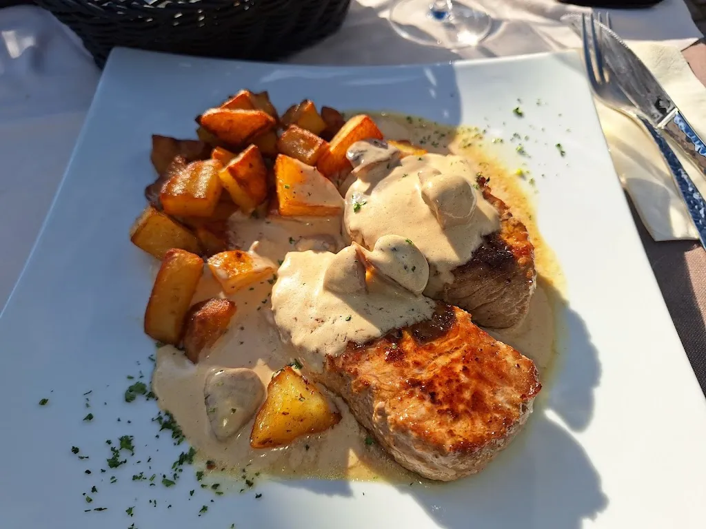 Hotelrestaurant Petri-Hof_Bous_slider_image_3