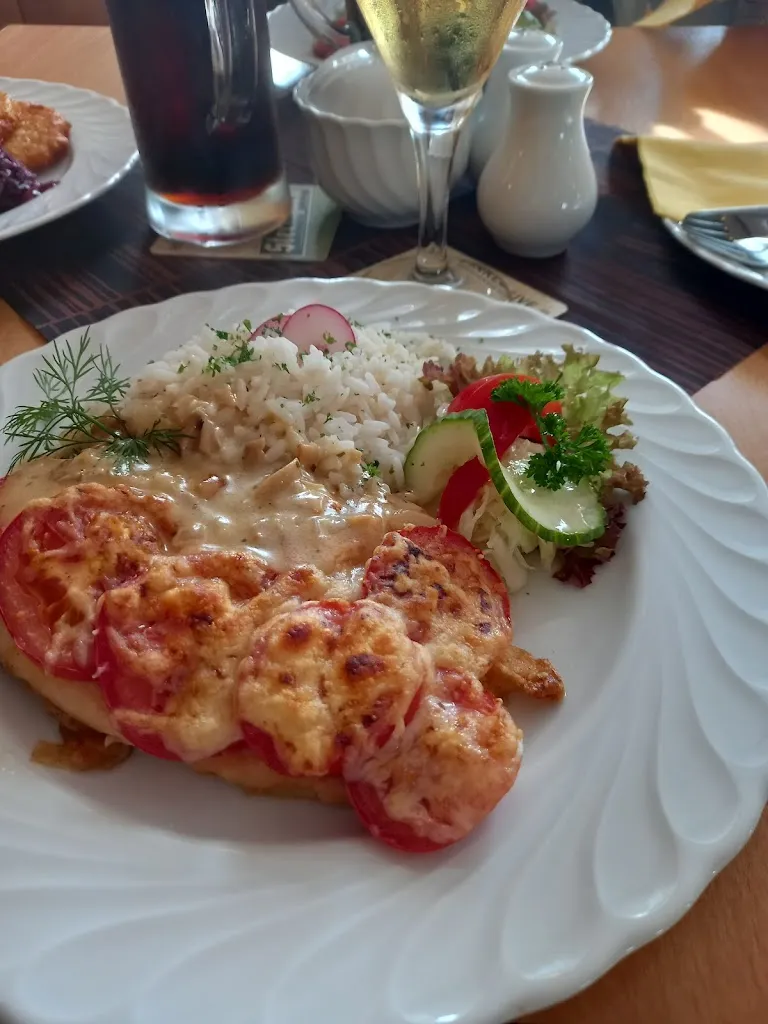 Thilo Pfüller Gasthaus Felsenkeller_Brambach_slider_image_3