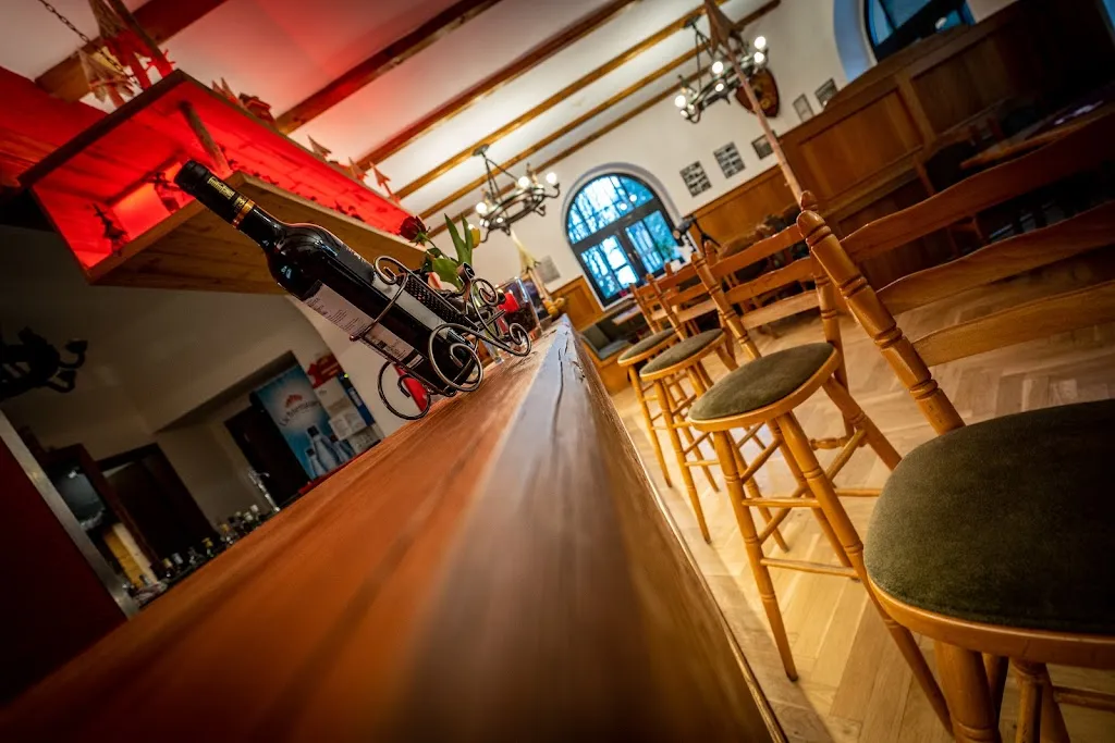 Bergrestaurant / Berghotel Bärenstein restaurant in Bärenstein