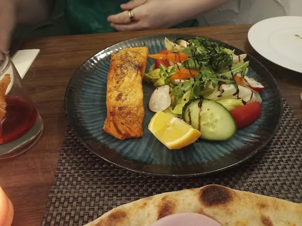 Stephan Kasper_Cafe - Bar - Pizzeria Da Baroni_Elster_review