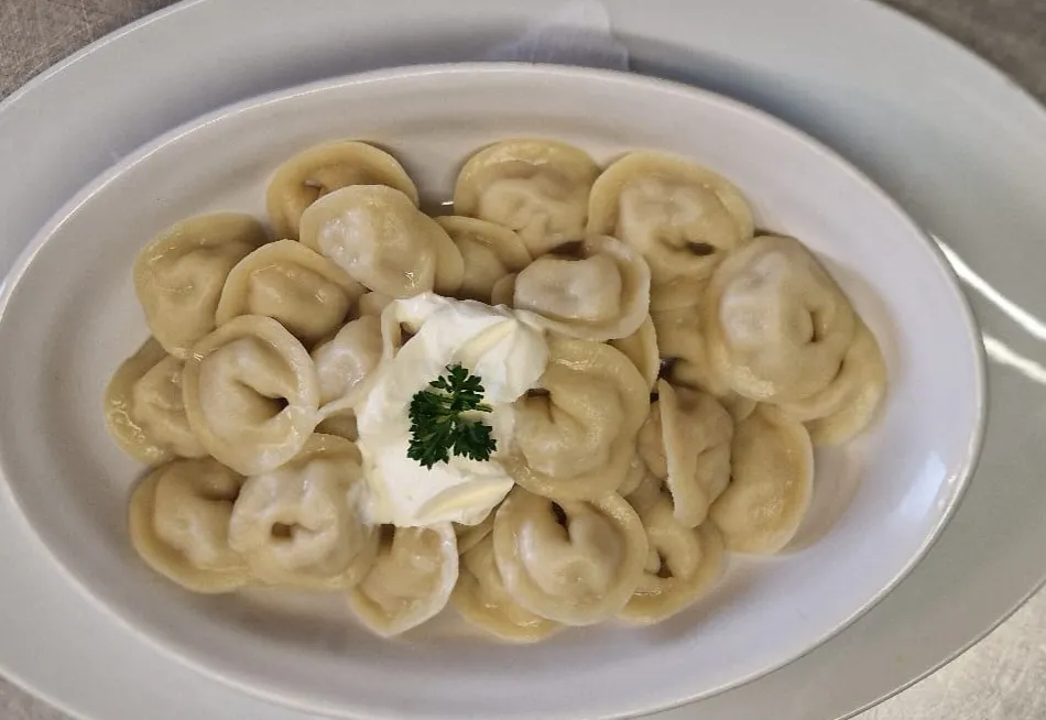 Menu_Dhillon's_Düben_image_7