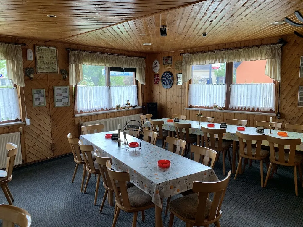 Getränkequelle Haus 5 ristorante a Düben