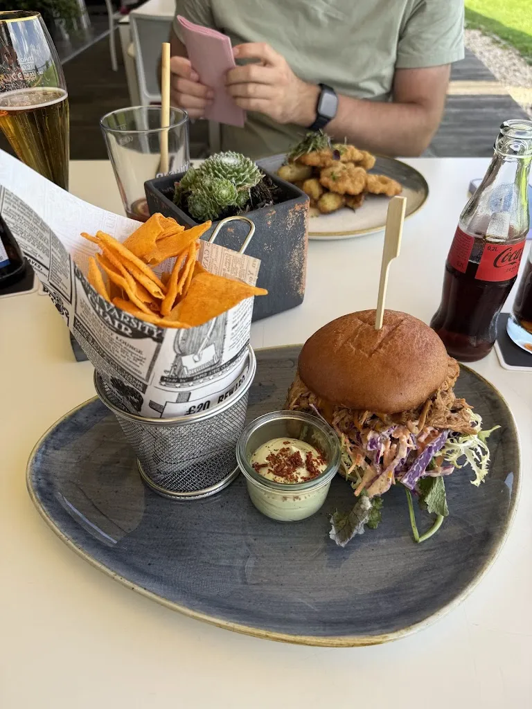 Sandra Dziedzic_Restaurant Waldelefant_Muldestausee_review