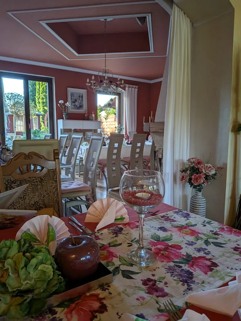 Robert Otto_Restaurant Zum Waldhof und Ferienwohnung_Bernsdorf_review