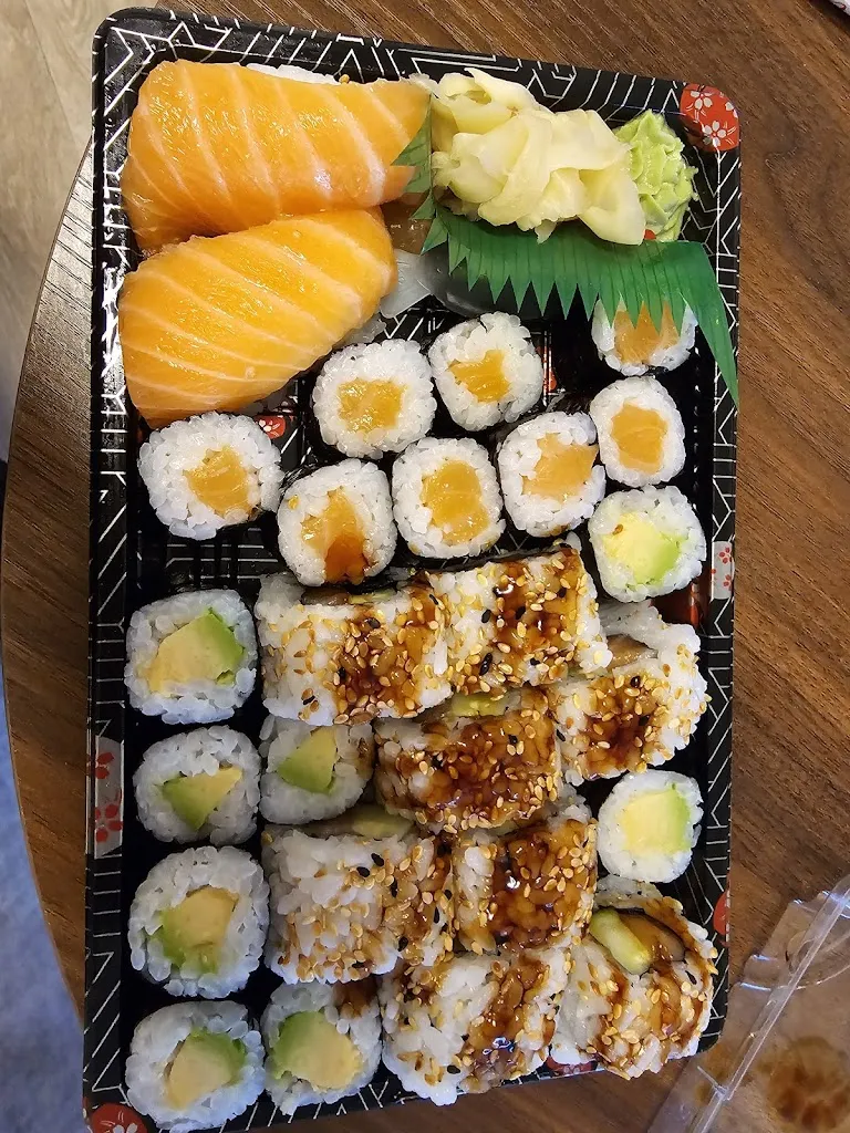 Ally Fritsche_Nem Viet_Bernsdorf_review