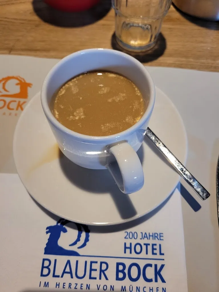 Justin F_Blauer Bock Hotel & Restaurant_Passau_review