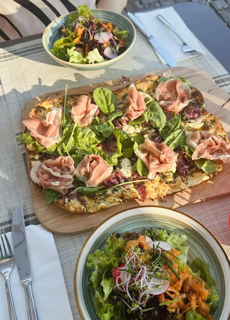 Landenberghaus Beizli_Greifensee_slider_image_3