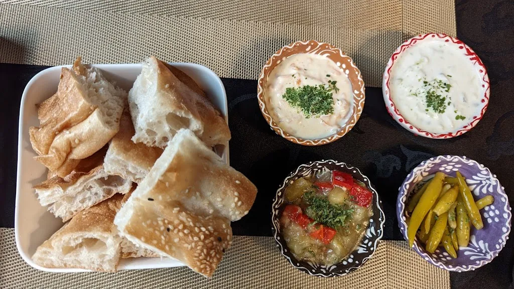 Patr icia_By Ayla Jahnhalle_Baiersdorf_review