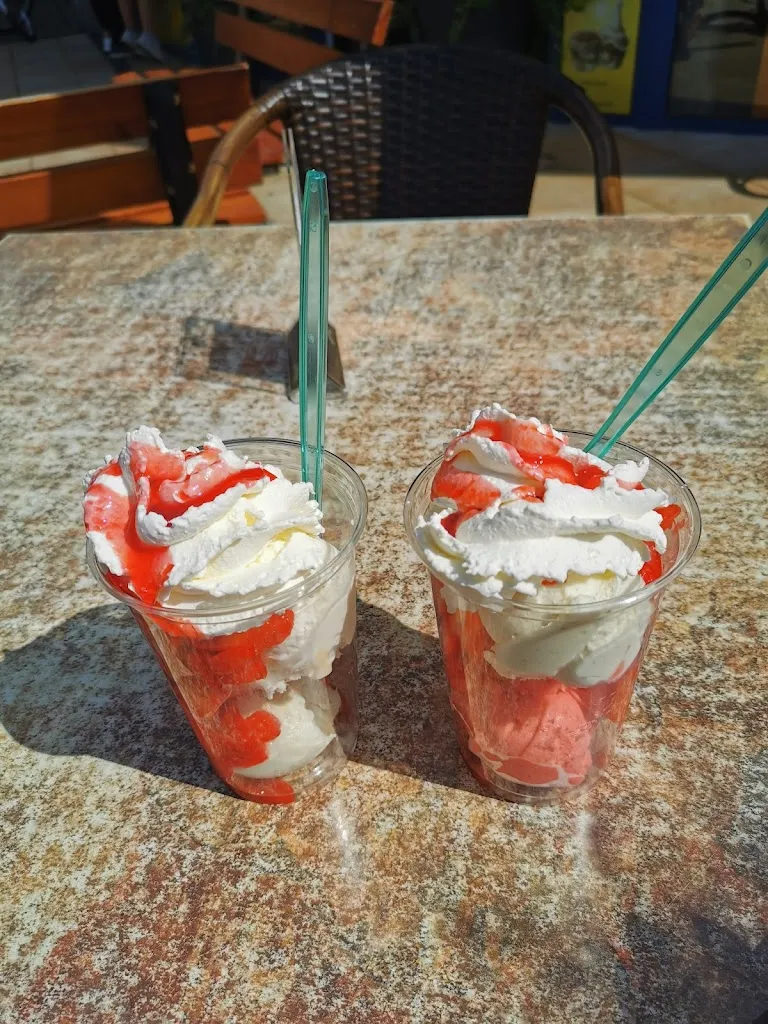 Menu_Eiscafé-Azzurro_Brand-Erbisdorf_image_8