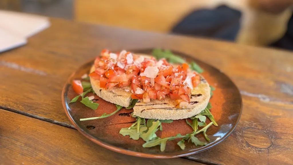 Eiscafé & Pizzeria „Al Capone“ – Inh.: Guido Valenta_Neukieritzsch_slider_image_3