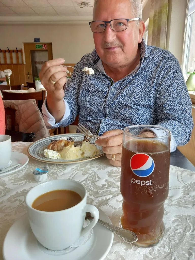 Renate Klank_Gasthof & Pension Thräna - Stefan Klenner_Borna_review