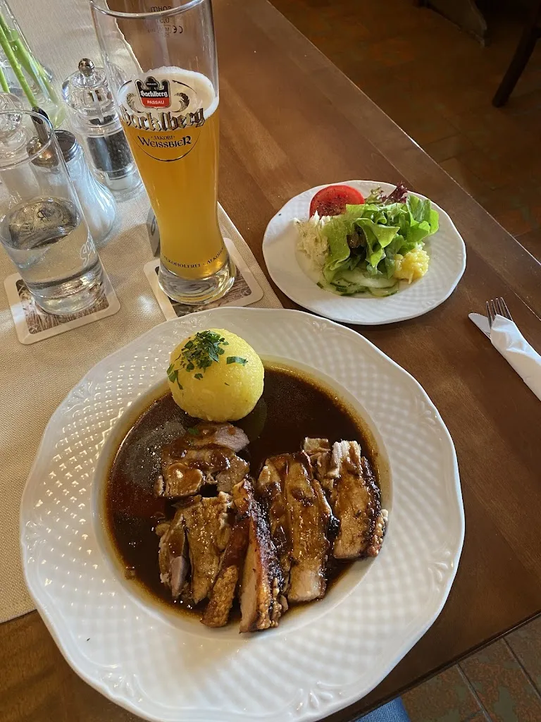 Menu_Panorama-Landgasthof Ranzinger_Schöfweg_image_7