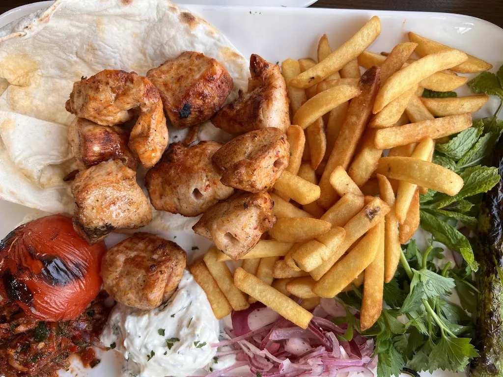 Menu_Kervan Holzgrill Restaurant_Fils_image_3