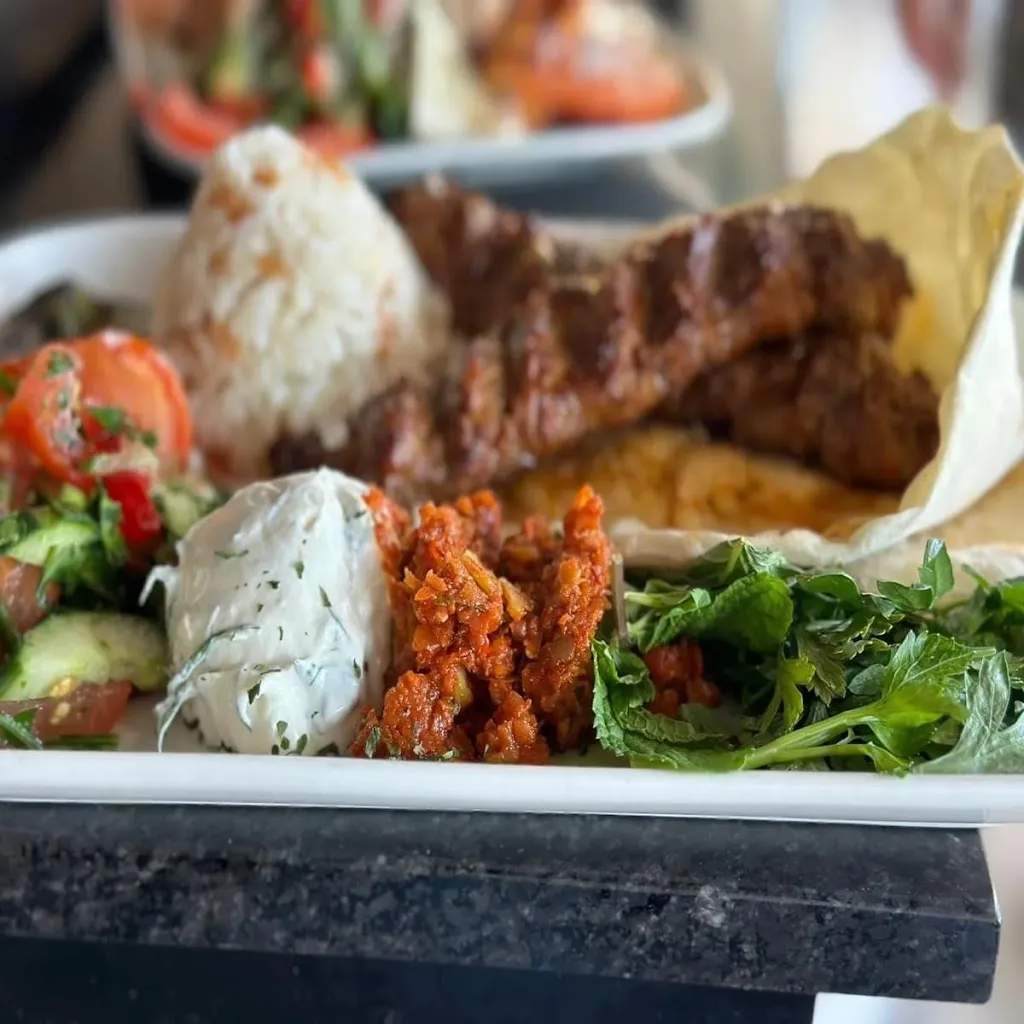 Menu_Kervan Holzgrill Restaurant_Fils_image_9